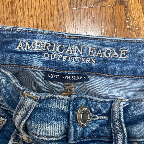 American eagle denim shorts, size 00 - Picture 4 of 5